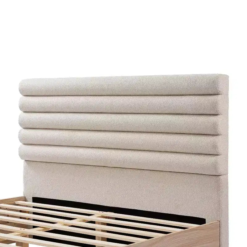 Cadre de lit contemporain en bois avec tête de lit capitonnée en boucle taupe