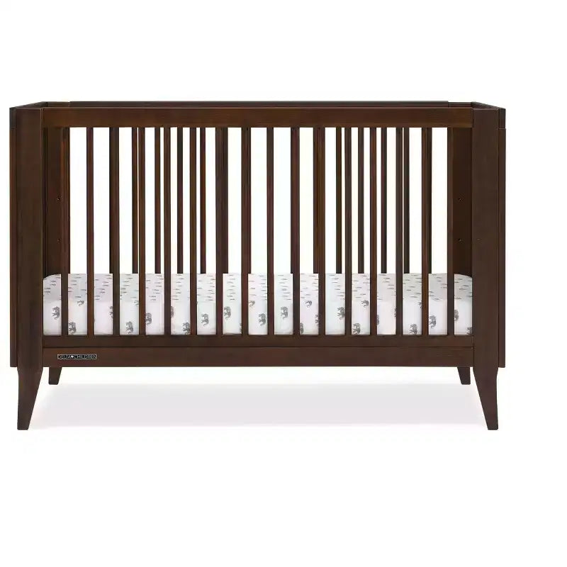 Lit de bébé convertible 4-en-1 avec conversion en lit de repos