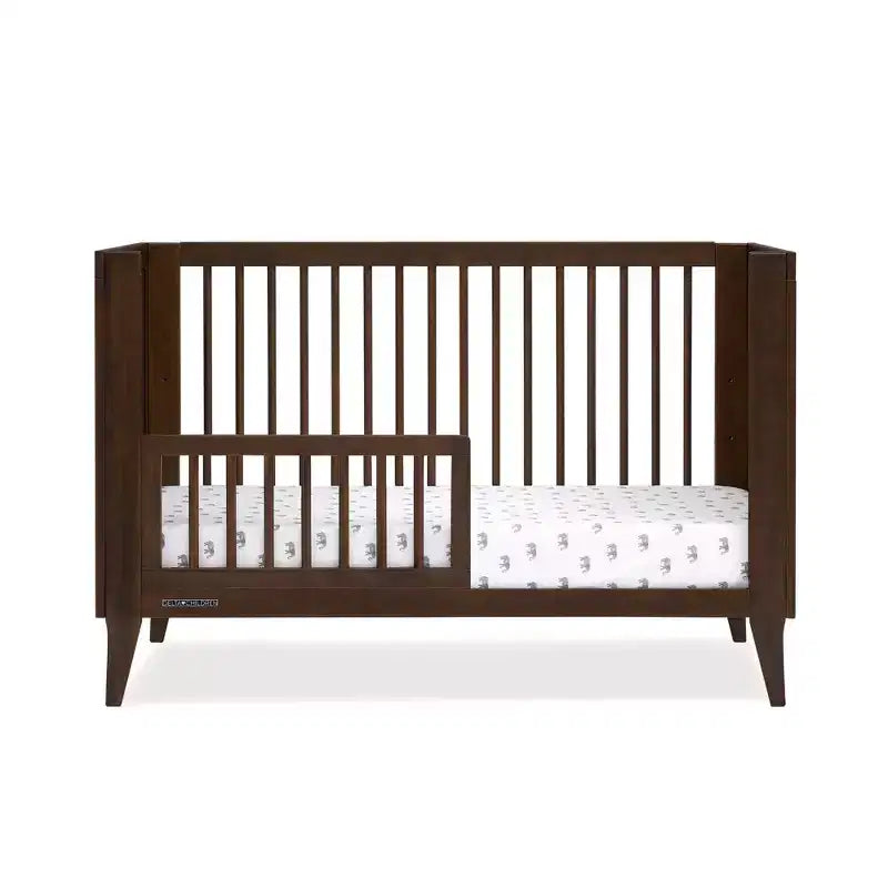 Lit de bébé convertible 4-en-1 avec conversion en lit de repos