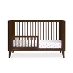 Lit de bébé convertible 4-en-1 avec conversion en lit de repos