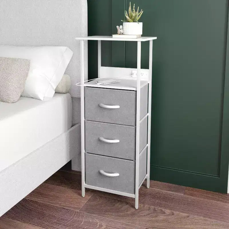 Table de chevet avec 3 tiroirs en tissu, station de charge, ports USB et prise de courant