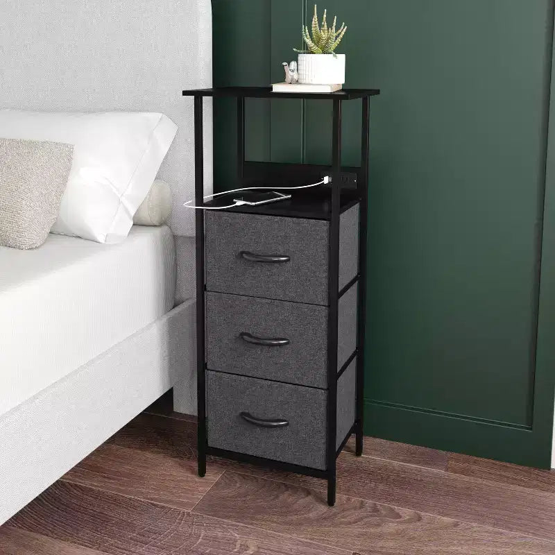 Table de chevet avec 3 tiroirs en tissu, station de charge, ports USB et prise de courant